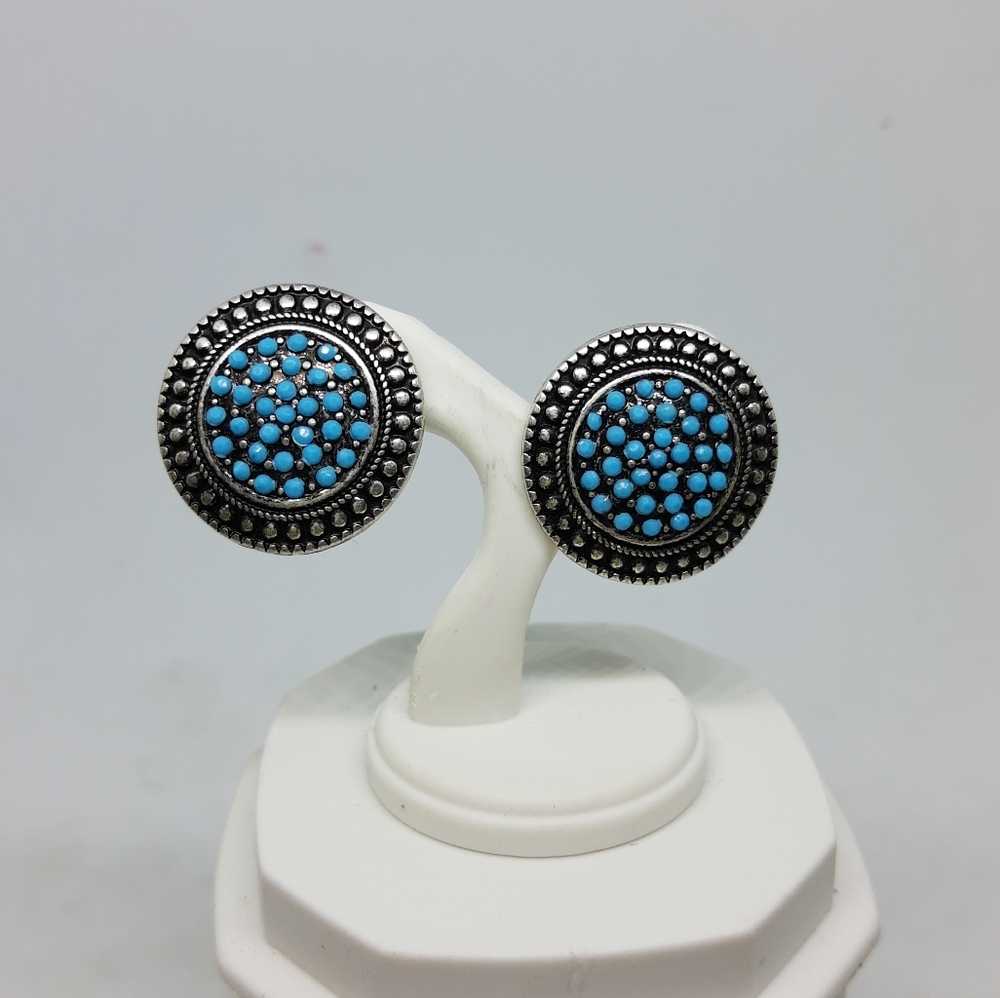 Silver turquoise round earrings